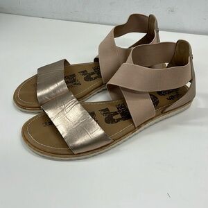 Sorel Ella Sandal in Rose Gold Size 9.5